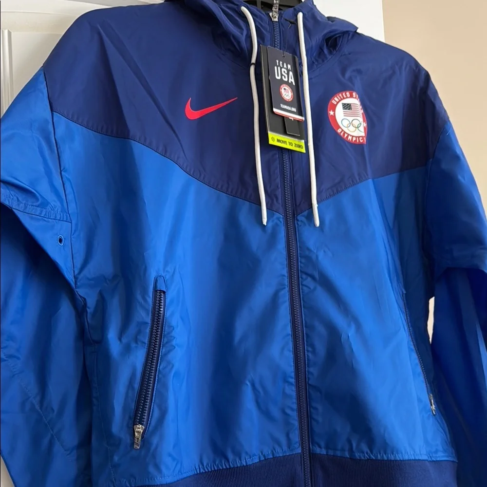 NIKE Official Team USA Olympics 2020 COLLECTIBLE Blue Nike Jacket Size S